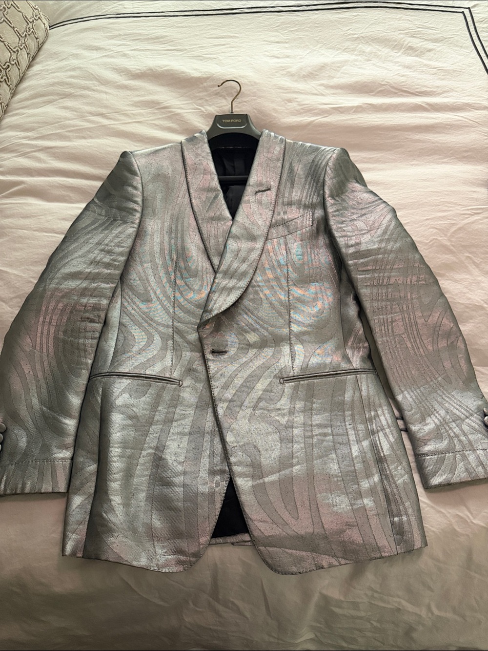 Tom Ford Iridescent Silver Shawl Collar Sport Coat